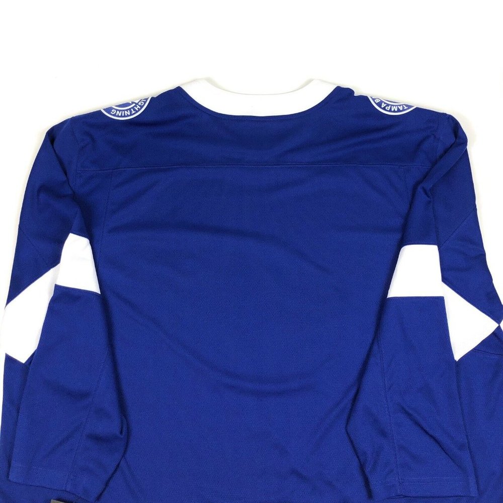 Tampa Bay Lightning NHL Fanatics Breakaway Jersey - Picture 4 of 11
